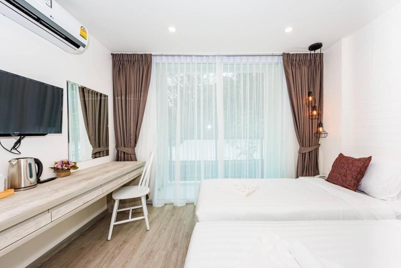 Lullabella Hotel Patong Экстерьер фото